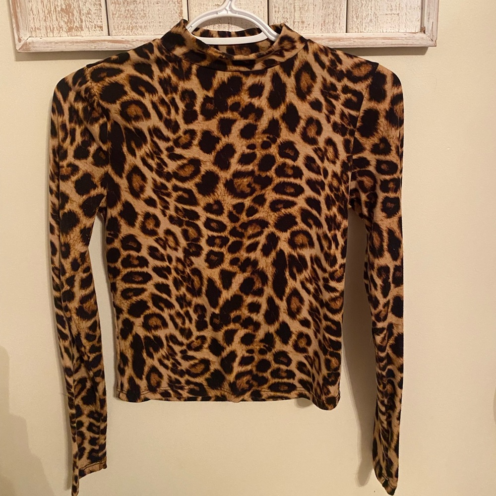 CHEETAH TURTLENECK